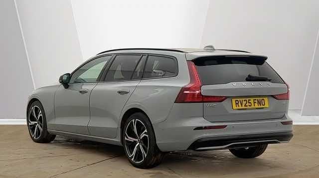 Used Volvo V60 Ultra 197 HP (144 kW) 2025 Estate