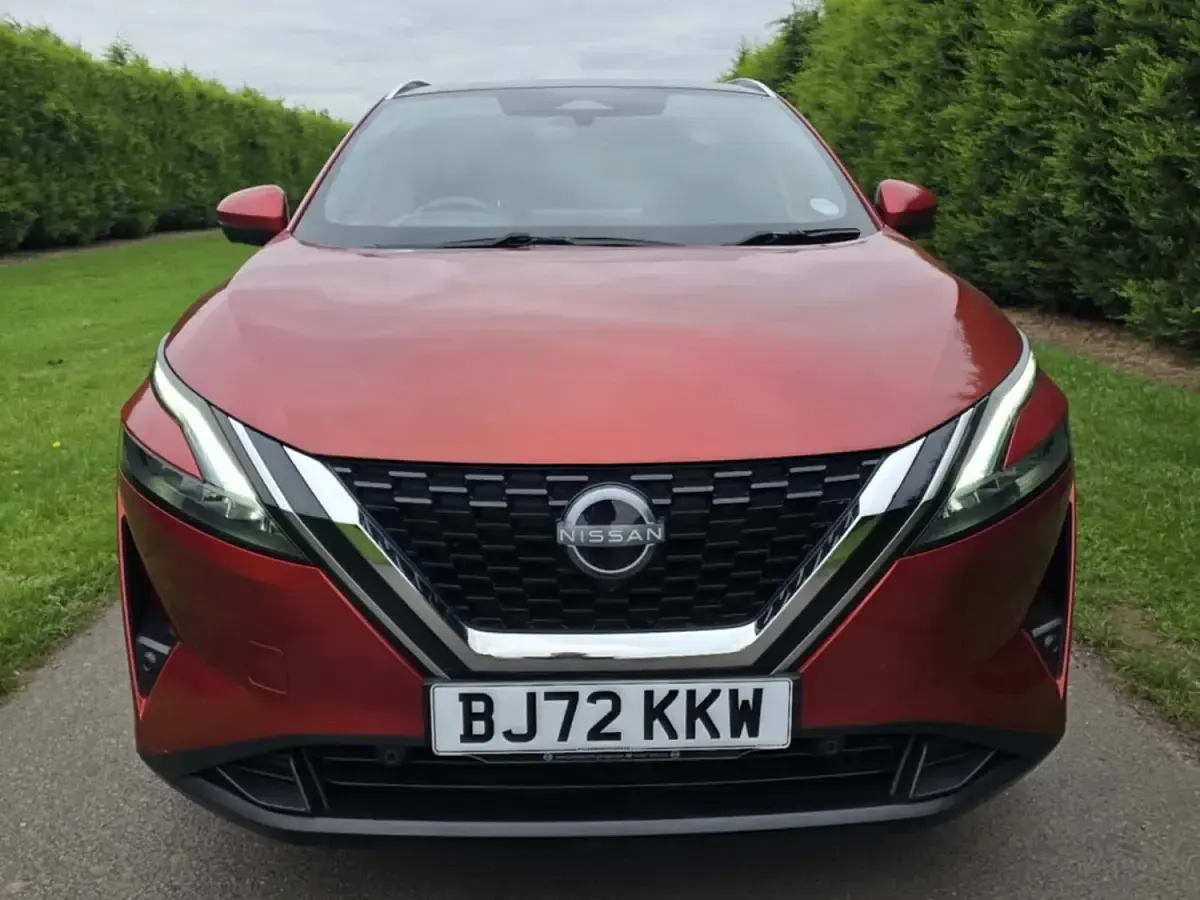 Used Nissan Qashqai Tekna 158 HP (116 kW) 2022 Red SUV