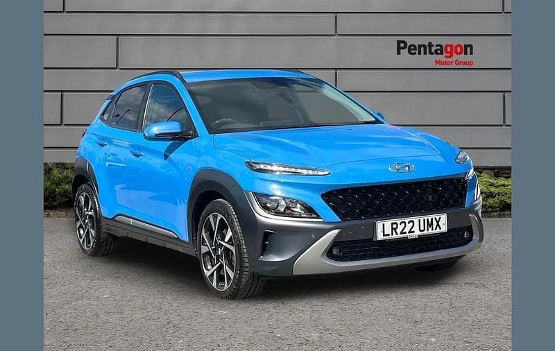 Second-hand Hyundai Kona Premium 120 CP (88 kW) 2022 Albastru SUV