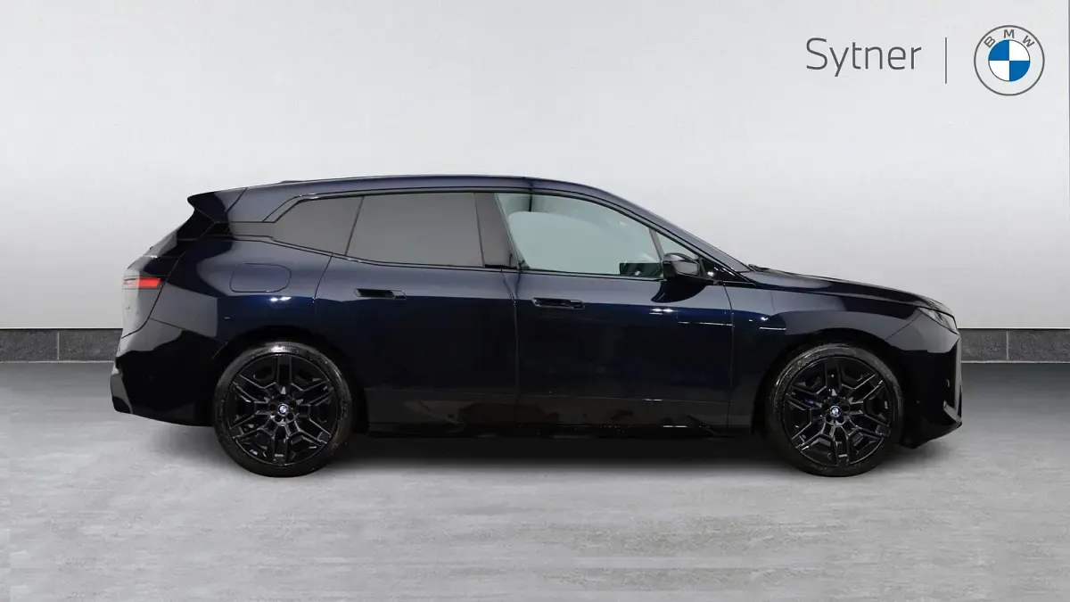 Usado BMW iX M Sport 295 kW (402 CV) 2026 Negro SUV