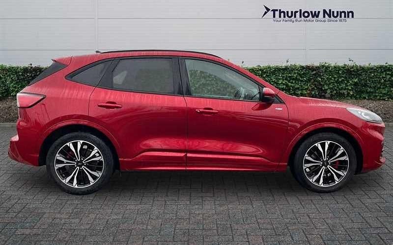 Used Ford Kuga ST-Line X 190 HP (139 kW) 2023 Red SUV