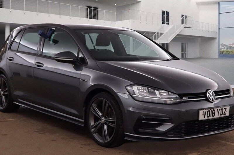 Grey Used 2018 VW Golf VII R-line Hatchback | £9,995 (Fair price) - Image 1/1