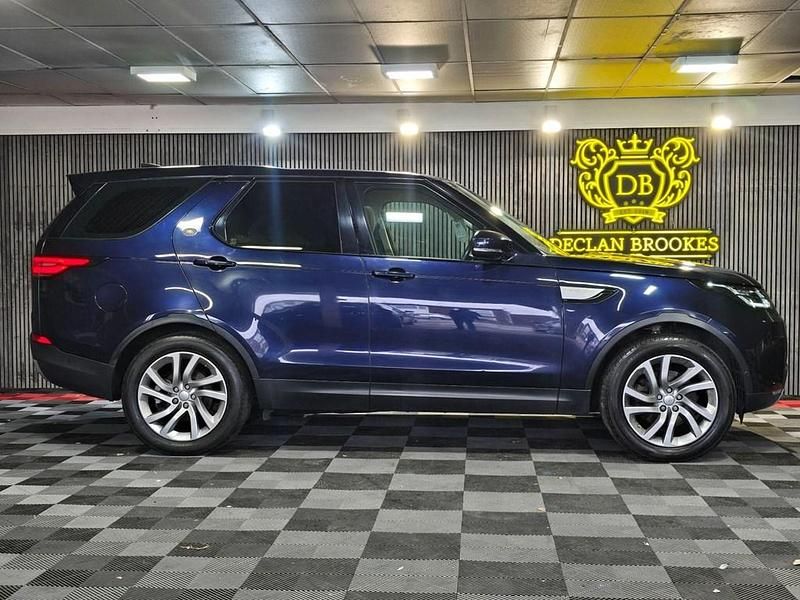 Used Land Rover Discovery 5 HSE 2018 Blue SUV