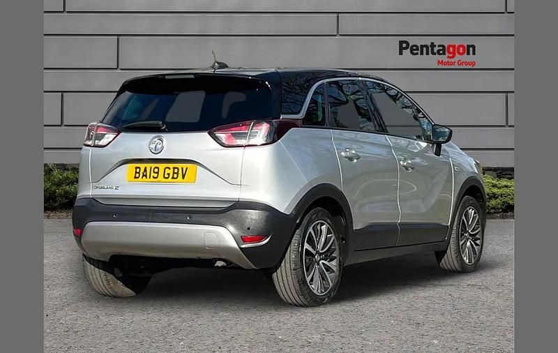 Used Vauxhall Crossland X Elite 130 HP (95 kW) 2019 Silver SUV