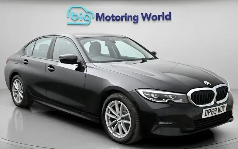 Begagnad BMW 320 190 HK (139 kW) 2019 Svart Sedan