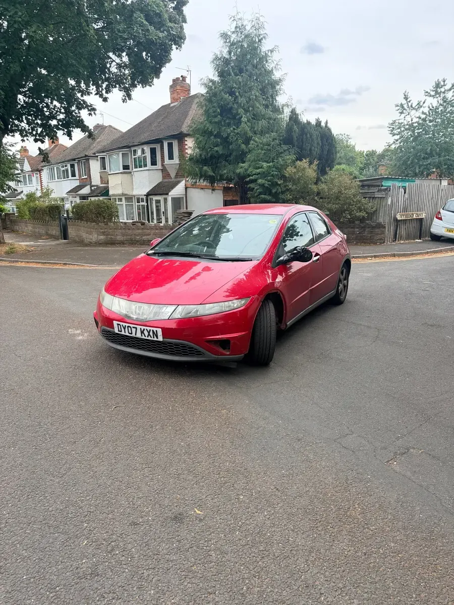 Used Honda Civic SE 140 HP (102 kW) 2007 Red Hatchback