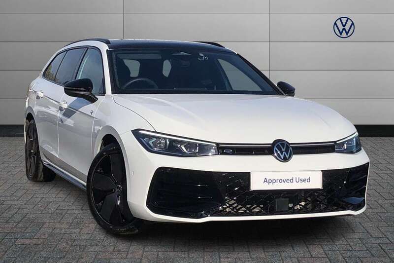 White Used 2024 VW Passat R-line Estate | £33,490 - Image 1/4