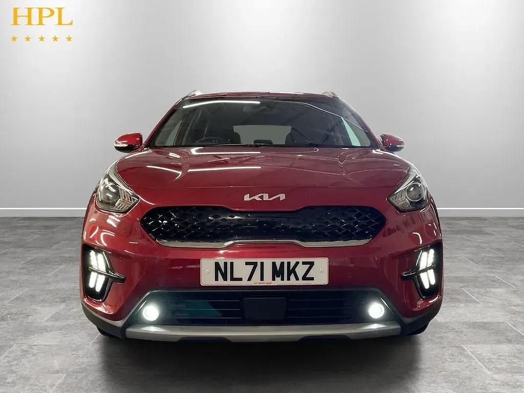 Used Kia Niro 141 HP (103 kW) 2021 Red SUV