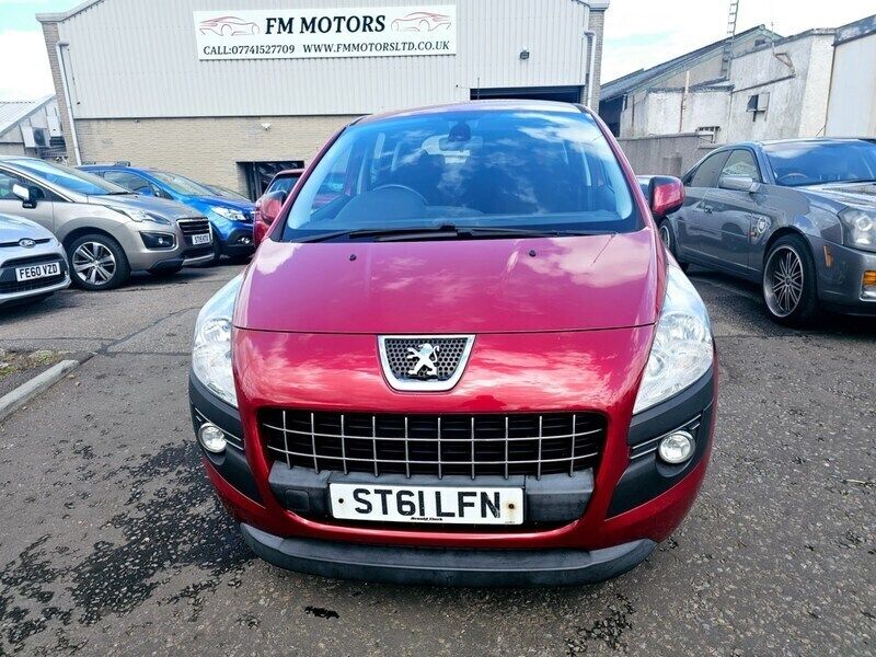 Red Used 2011 Peugeot 3008 Sport Hatchback | £3,995 (Fair price) - Image 1/4