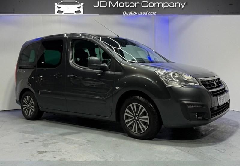 Grey Used 2017 Peugeot TePee Allure MPV | £10,000 (Fair price) - Image 1/4