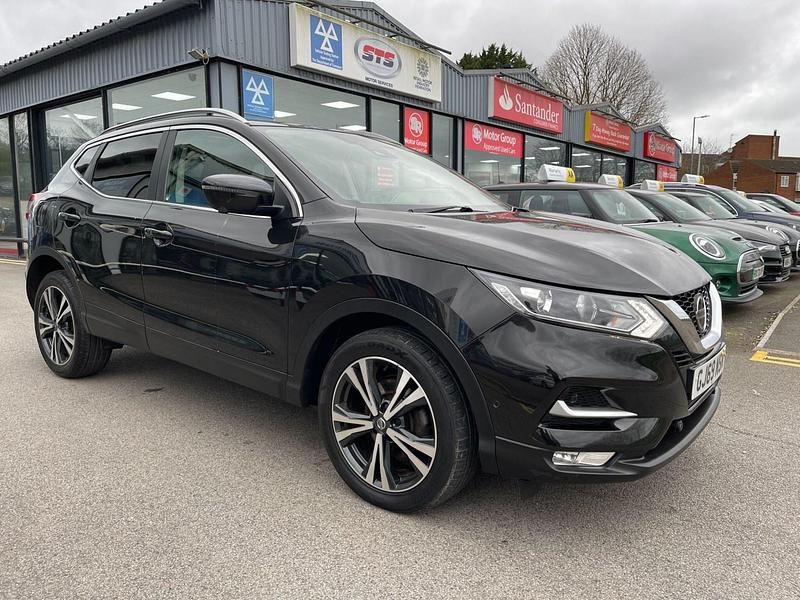 Used Nissan Qashqai N-Connecta 140 HP (102 kW) 2019 Black SUV