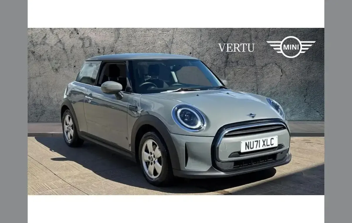 Used Mini ONE Classic 102 HP (75 kW) 2021 Hatchback