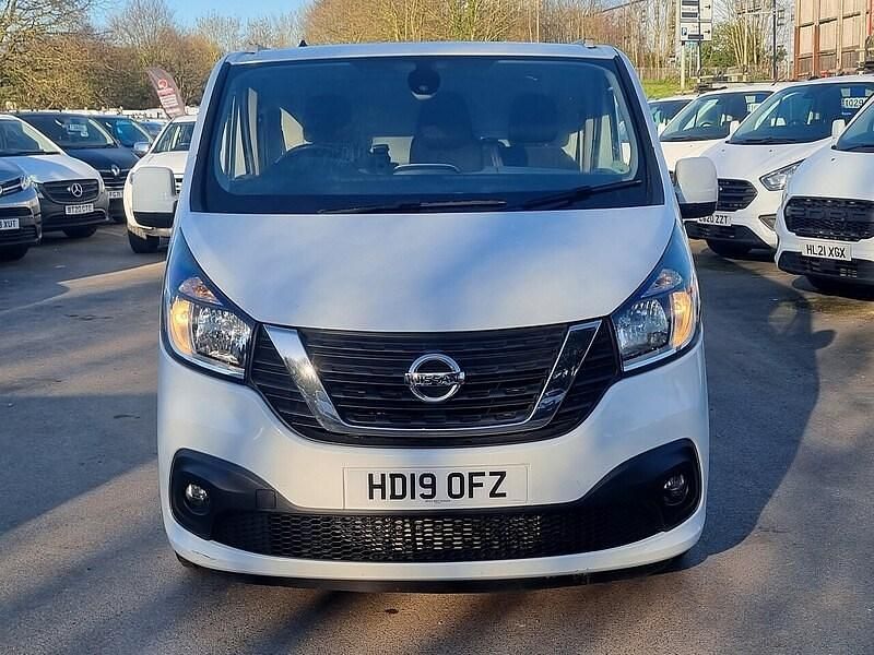 Used Nissan NV300 Tekna 125 HP (91 kW) 2019 White Van