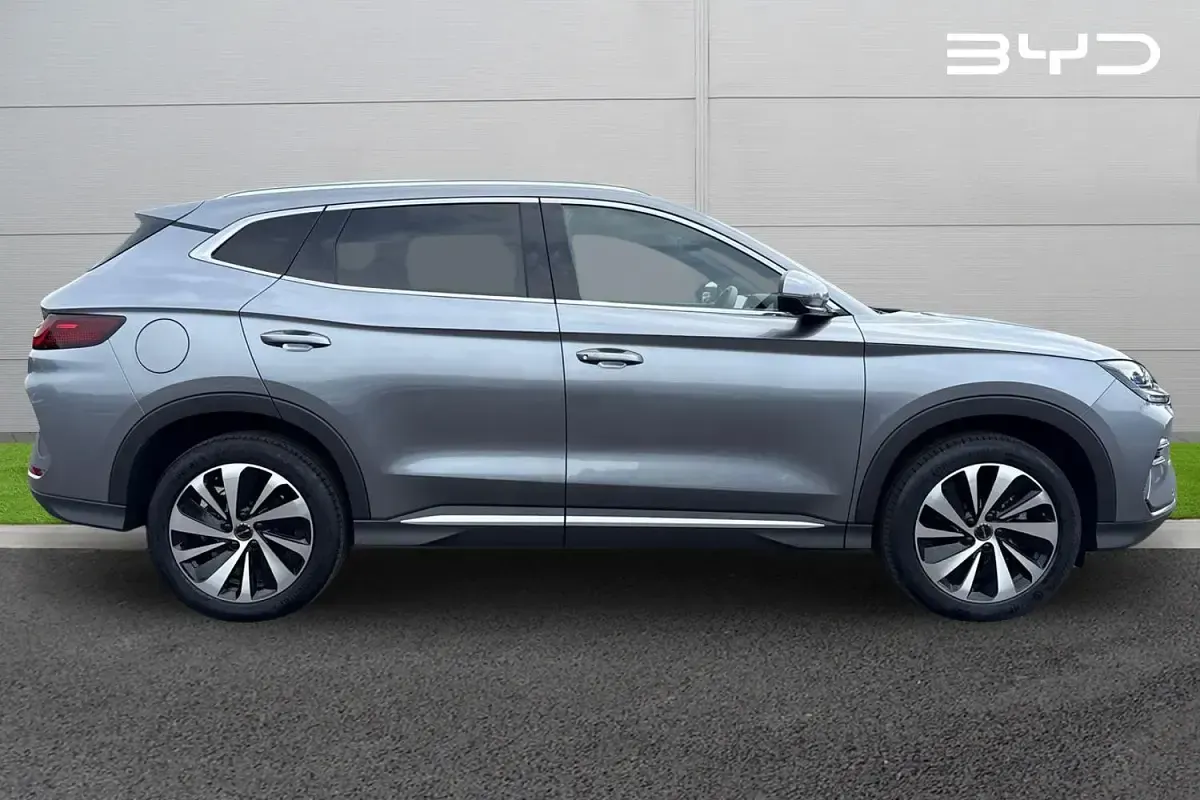 Used BYD Seal U Comfort 324 HP (238 kW) 2025 Grey SUV