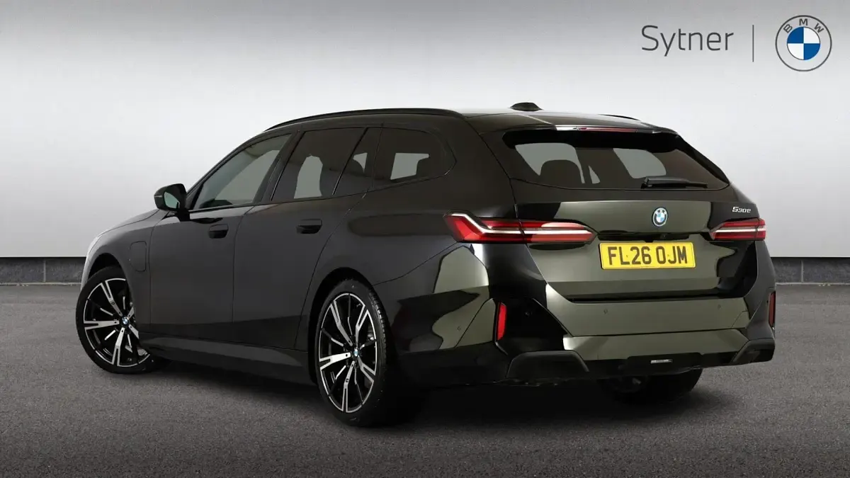 New BMW 530e M Sport 295 HP (216 kW) 2026 Black Estate