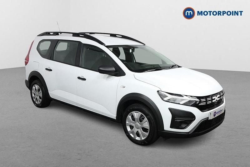White Used 2023 Dacia Jogger Essentiel MPV | £13,249 (Fair price) - Image 1/4