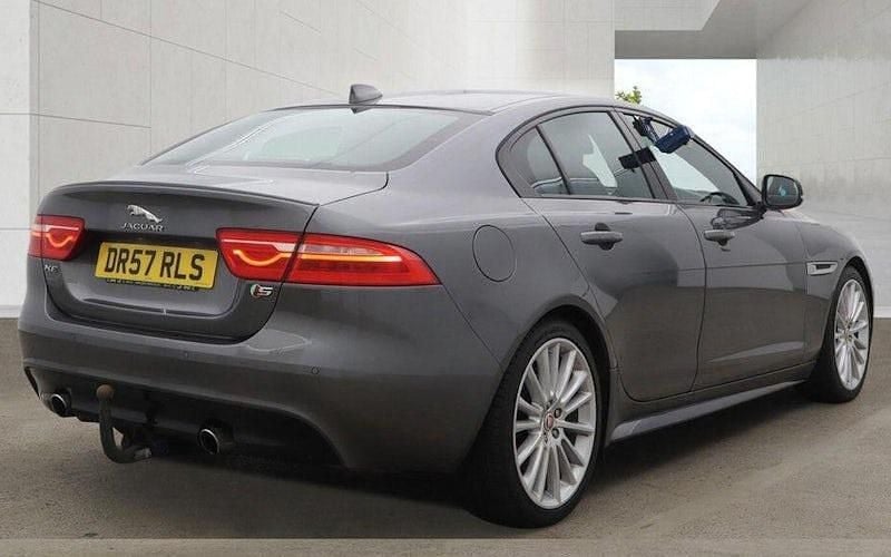 Used Jaguar XE Supercharged 340 HP (250 kW) 2016 Sedan