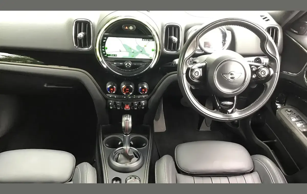Used Mini Cooper S Countryman 187 HP (137 kW) 2017 Silver SUV