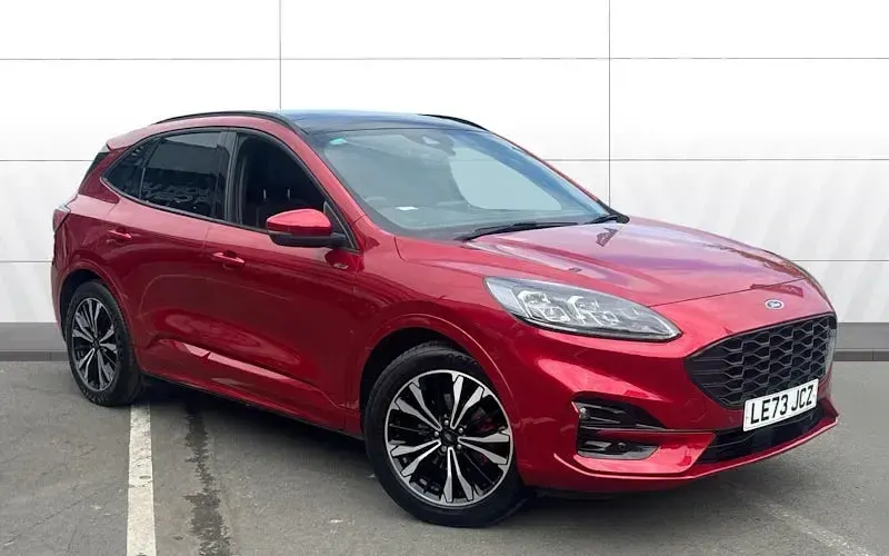 Usado Ford Kuga ST-Line X 225 HP (165 kW) 2023 SUV