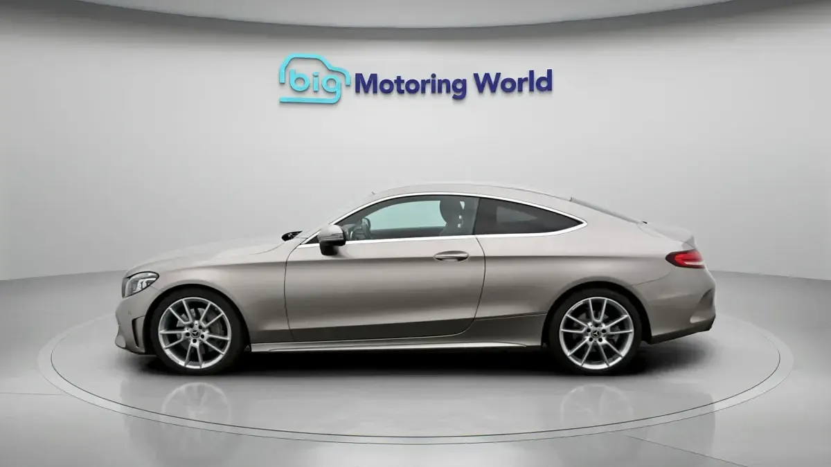 Used Mercedes C300 AMG line 245 HP (180 kW) 2019 Silver Coupe