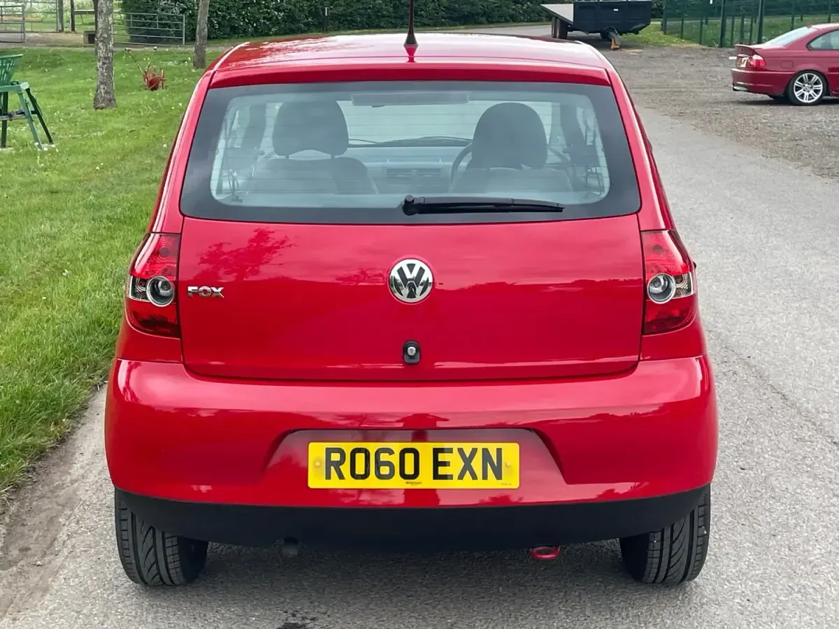 Używany VW Fox 55 KM (40 kW) 2010 Czerwony Hatchback