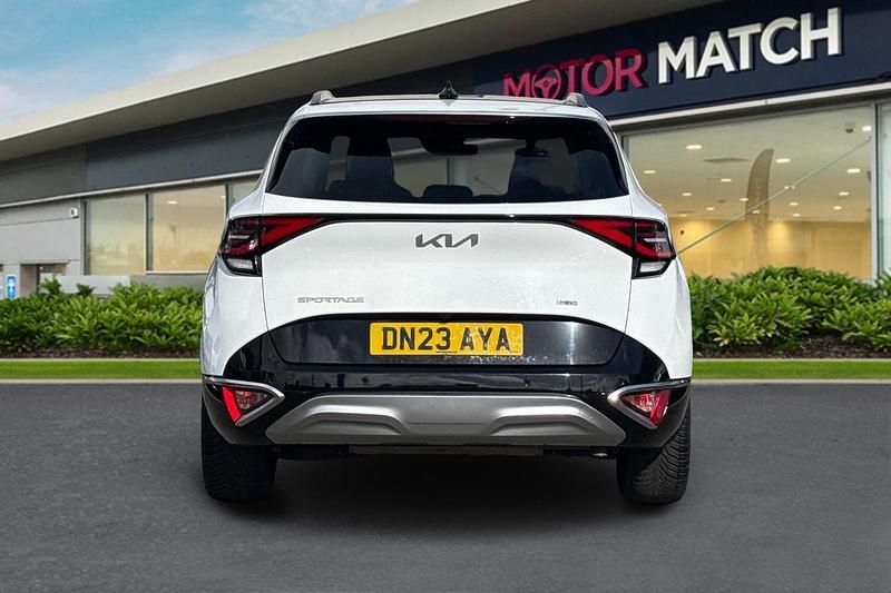 Used Kia Sportage 2023 White SUV