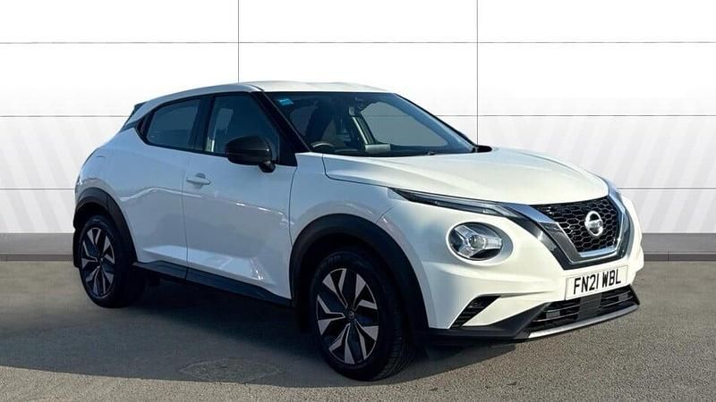 Used Nissan Juke Acenta 114 HP (83 kW) 2021 White SUV