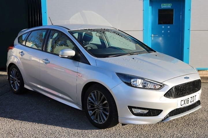 Begagnad Ford Focus ST-Line X 140 HK (102 kW) 2018 Silver Halvkombi