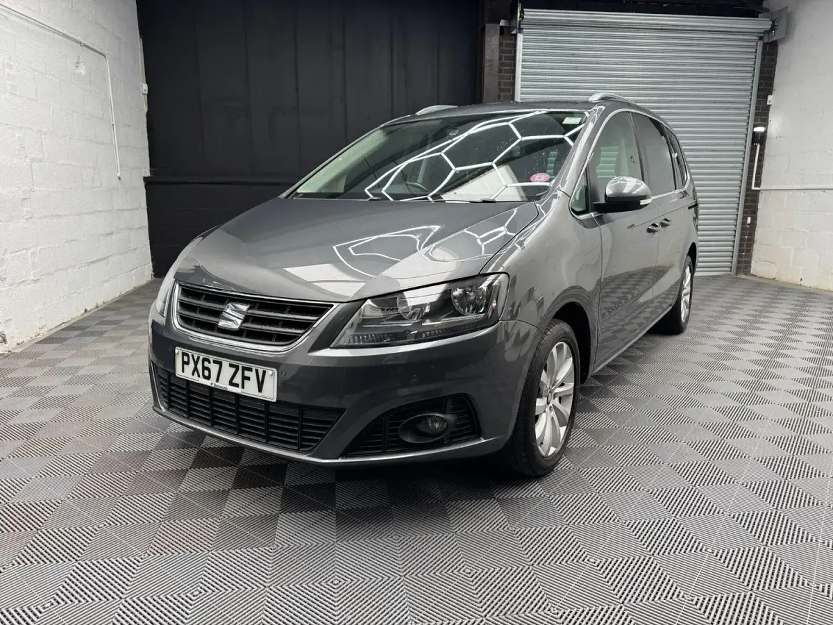 Used Seat Alhambra Ecomotive 150 HP (110 kW) 2017 Grey MPV