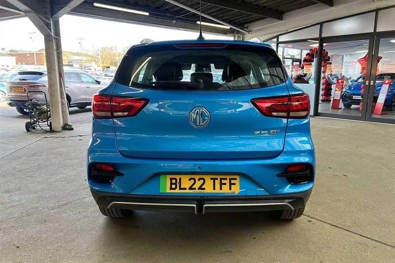 Used MG ZS Trophy 114 kW (156 HP) 2022 Blue SUV