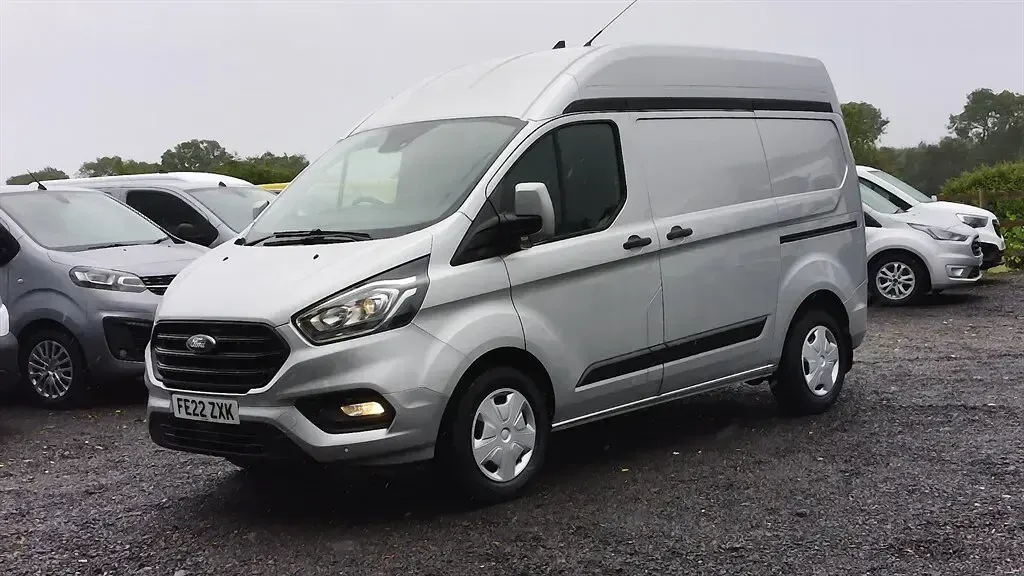 Used Ford Transit Custom Trend 105 HP (77 kW) 2022 Silver Van