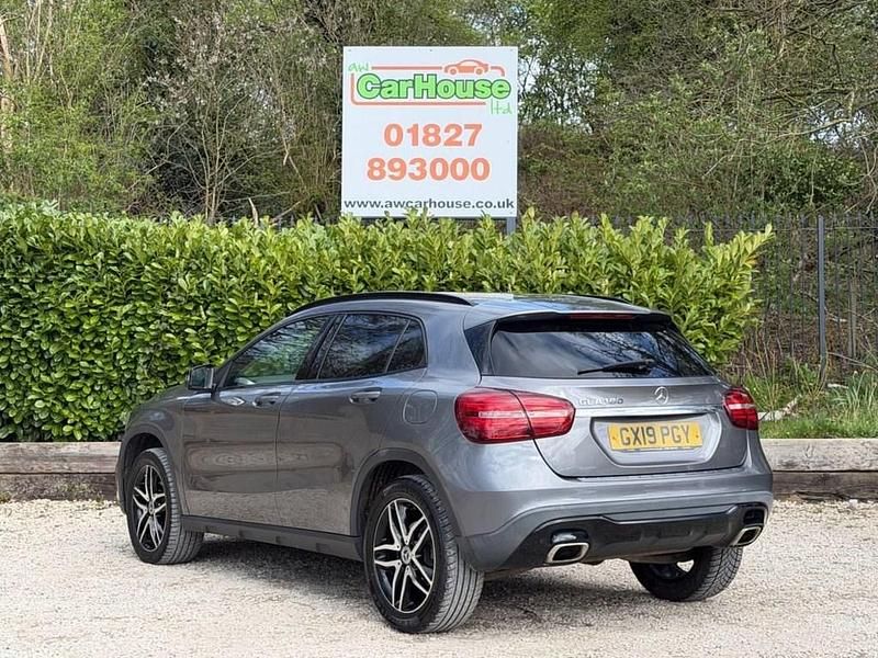 Used Mercedes GLA180 Urban 122 HP (89 kW) 2019 Grey SUV