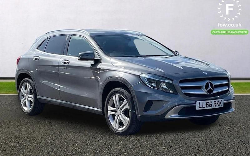 Usado Mercedes GLA200 136 HP (100 kW) 2016 SUV