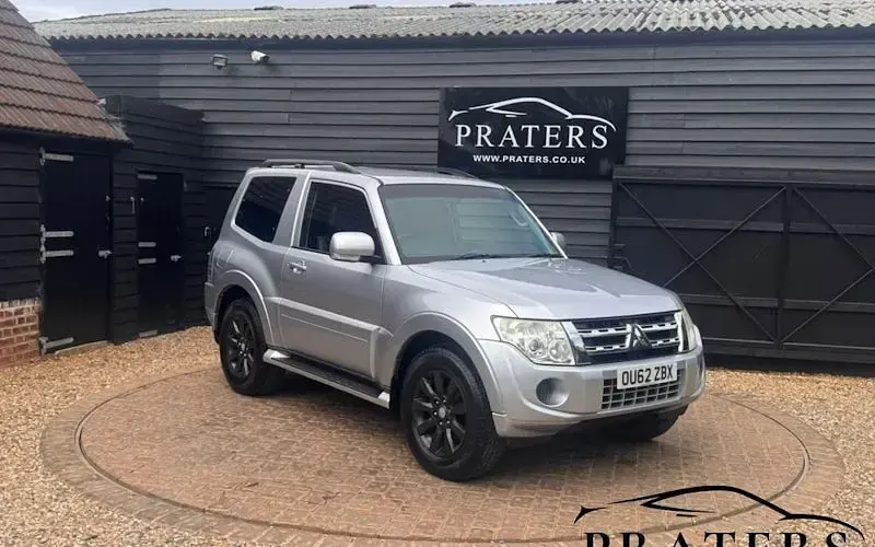 Used Mitsubishi Shogun 200 HP (147 kW) 2014 SUV