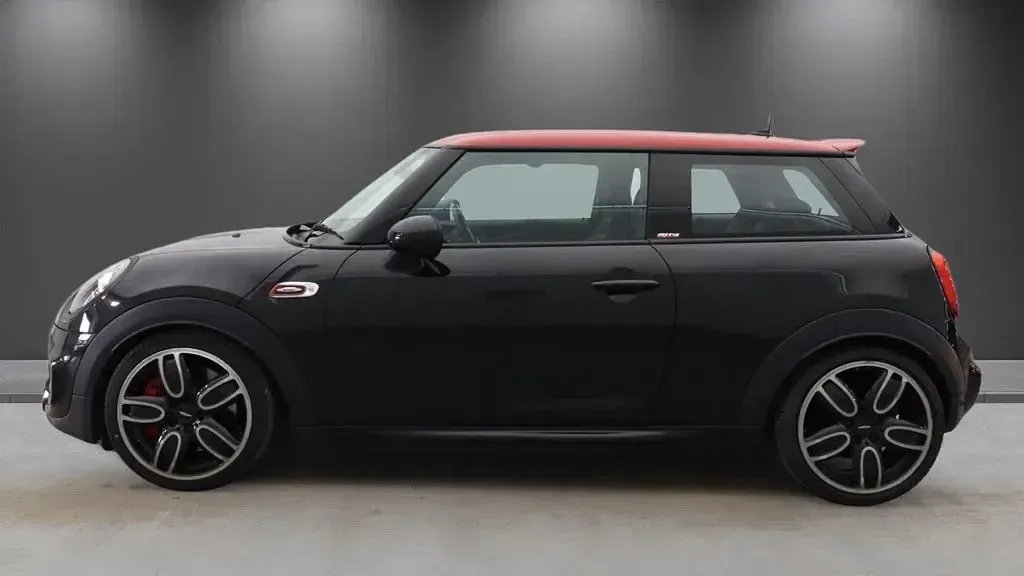 Used Mini John Cooper Works Hatch 231 HP (169 kW) 2018 Black Hatchback