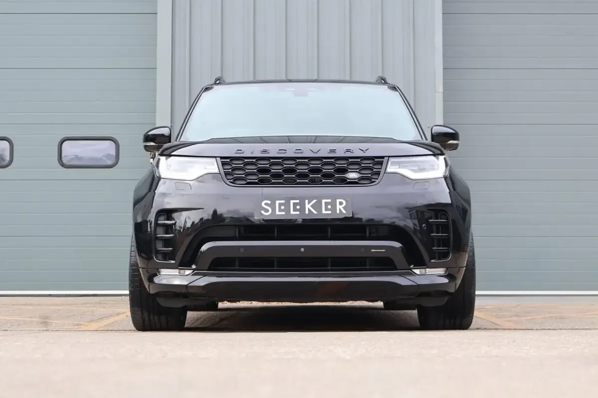 Used Land Rover Discovery HSE Dynamic 2025 Black SUV