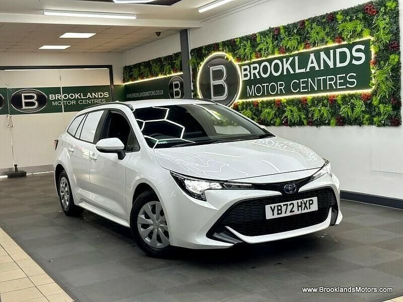White Used 2022 Toyota Corolla | £14,585 (Good price) - Image 1/3