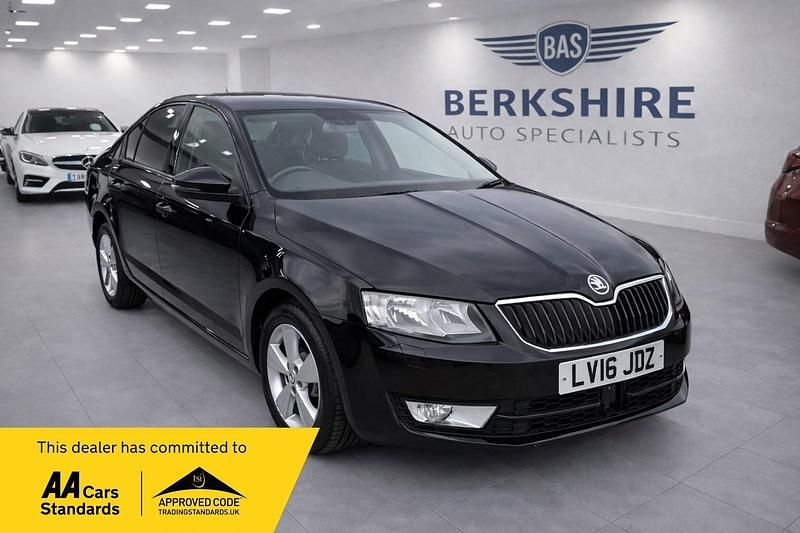 Used Skoda Octavia SE L 184 HP (135 kW) 2016 Black Hatchback