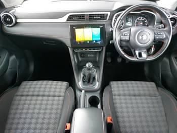 Used MG ZS Excite 106 HP (77 kW) 2023 Orange SUV