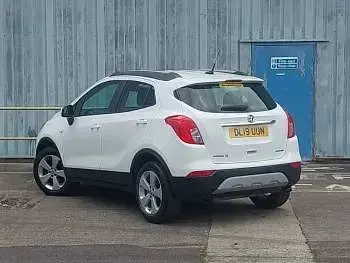 Second-hand Vauxhall Mokka X Active 140 CP (102 kW) 2019 Alb SUV