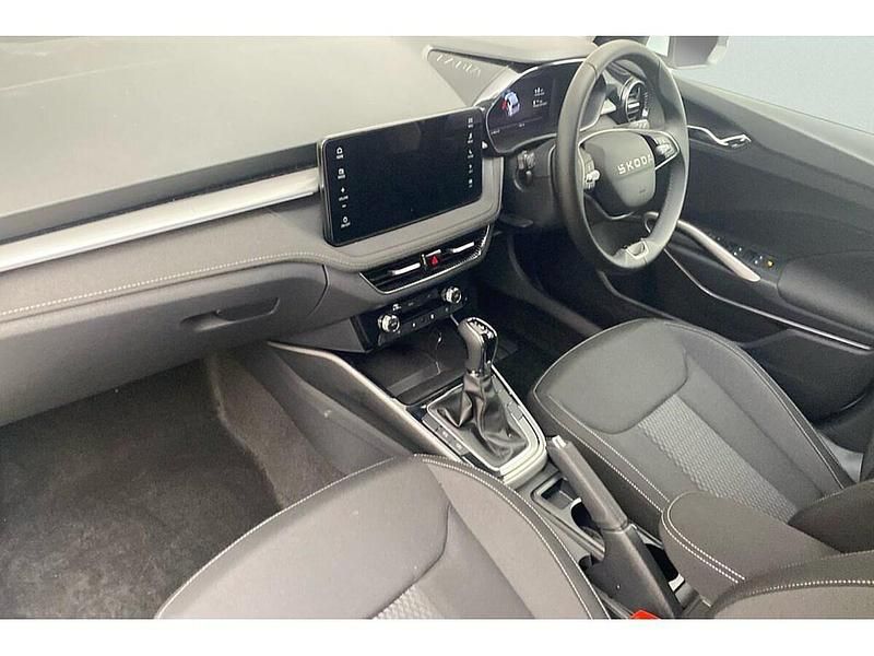 New Skoda Fabia SE L 85 HP (62 kW) 2025 Moon white metallic Hatchback