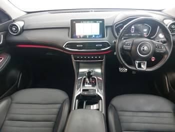 Used MG HS Exclusive 162 HP (119 kW) 2022 Red SUV