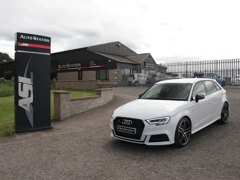 Begagnad Audi S3 Sportback Black Edition 2018 Vit Halvkombi