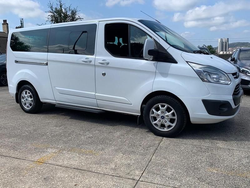 Used Ford Tourneo Trend 155 HP (114 kW) 2014 White MPV