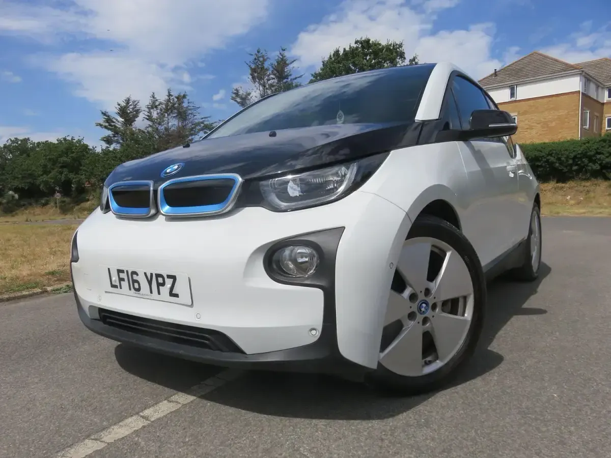 Used BMW i3 170 HP (125 kW) 2016 White Hatchback