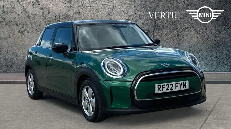 Used Mini Cooper Classic 136 HP (100 kW) 2022 Hatchback