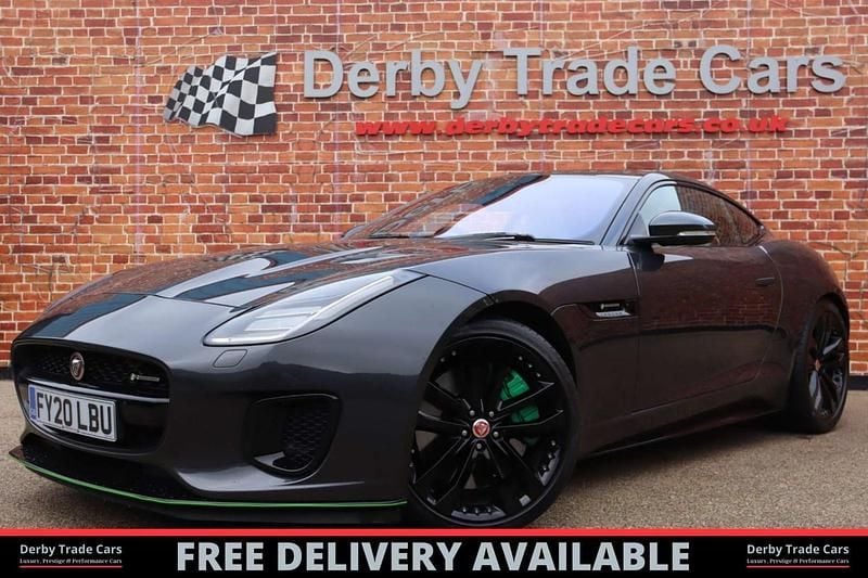 Używany Jaguar F-Type R-Dynamic 380 KM (279 kW) 2020 Szary Coupe