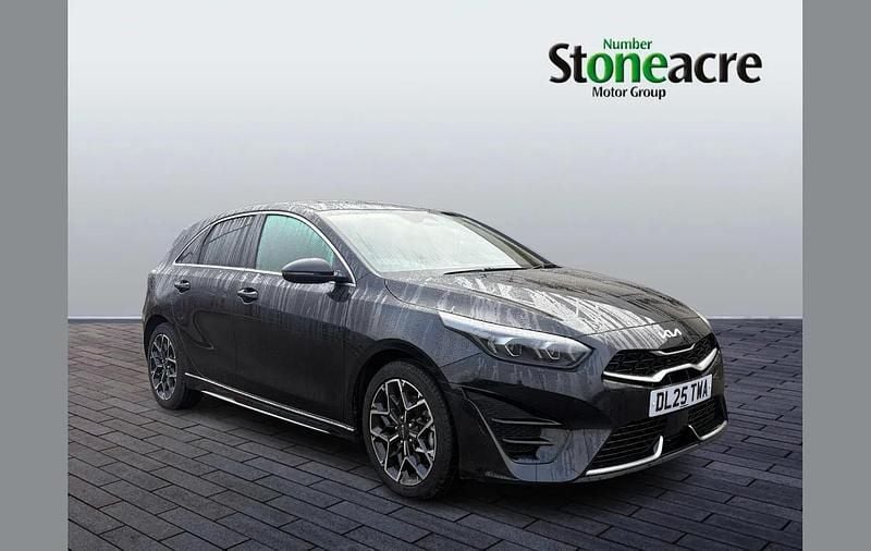 Used Kia Ceed GT-Line 138 HP (101 kW) 2025 Black Hatchback