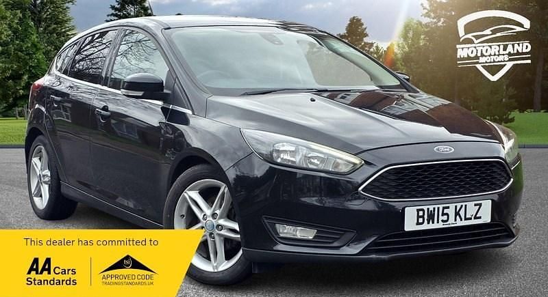 Black Used 2015 Ford Focus Zetec Hatchback | £3,450 (Fair price) - Image 1/4