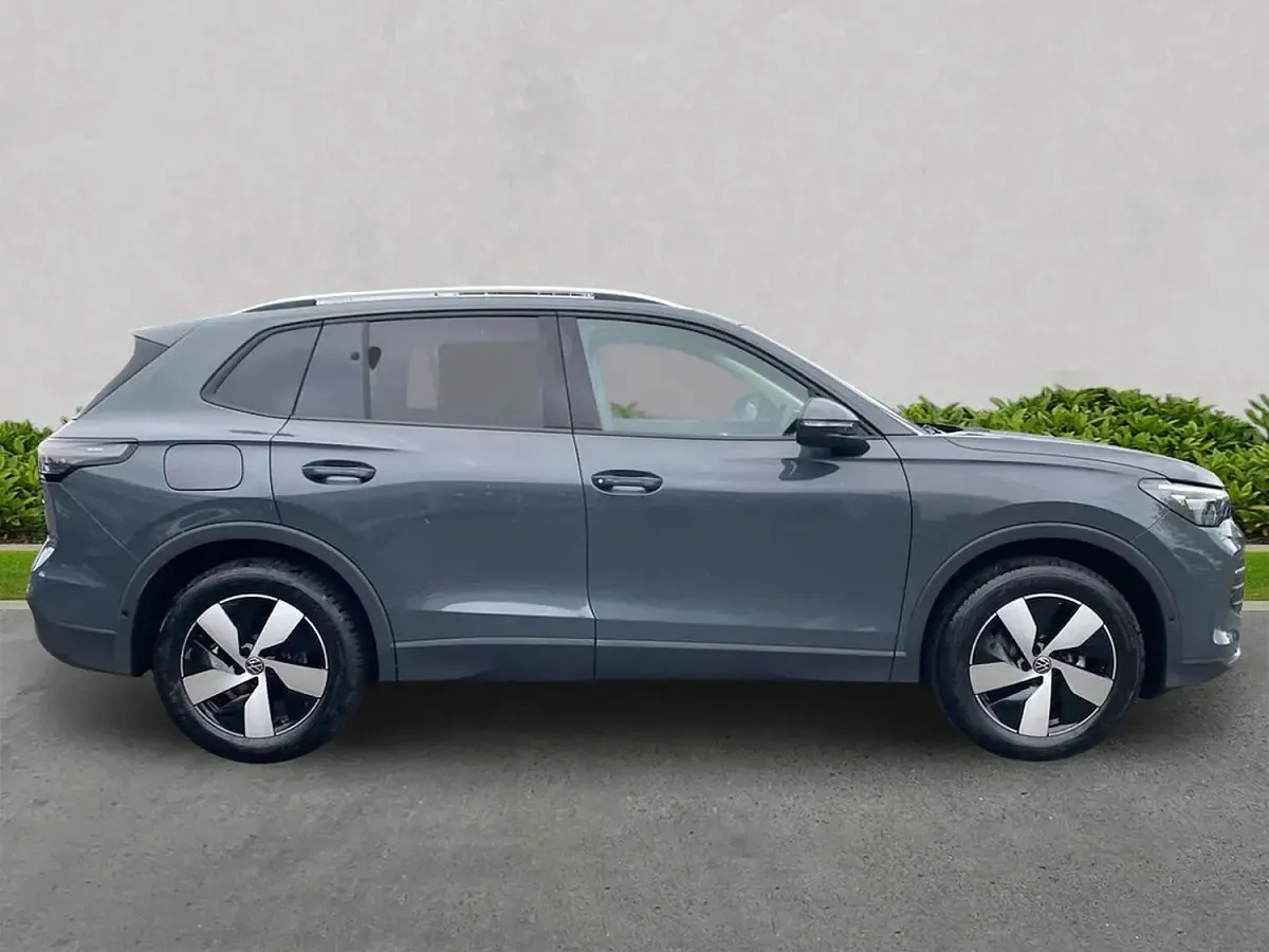 New VW Tiguan Match 130 HP (95 kW) 2026 Grey SUV